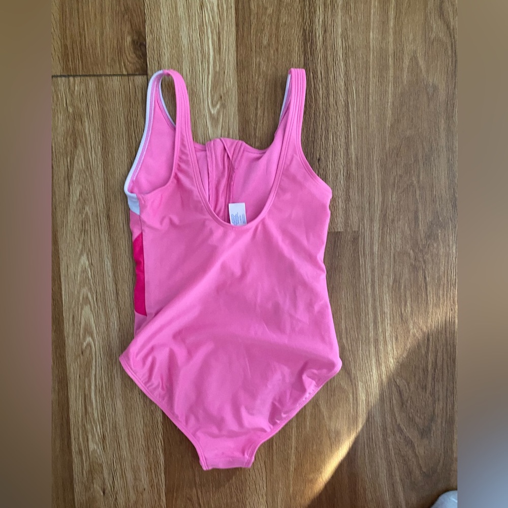 Girls swimsuit
